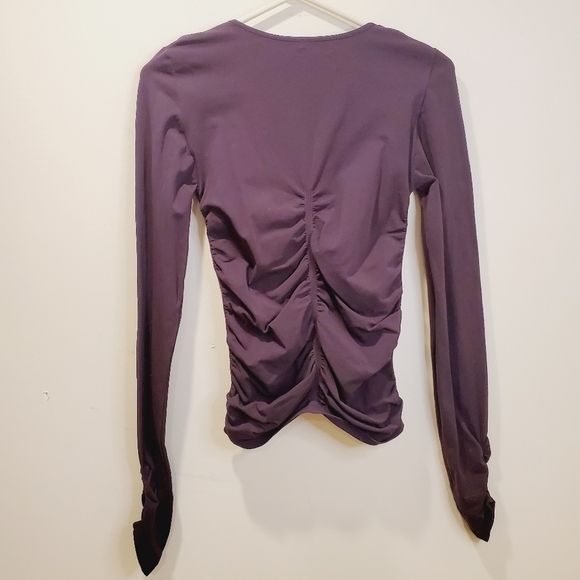 Bordeaux Seamless Women's Burgundy Long sleeve one size fit all top - Picture 5 of 10